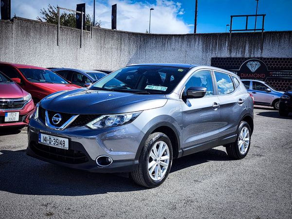 Nissan Qashqai Hatchback, Petrol, 2014, Grey