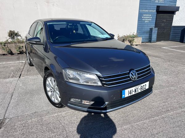 Volkswagen Passat Saloon, Diesel, 2014, Grey