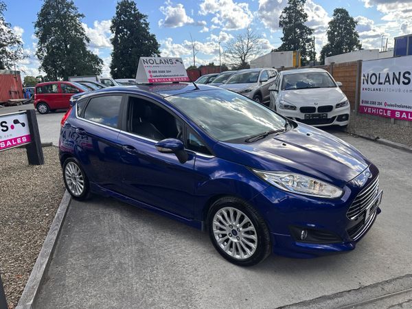 Ford Fiesta Hatchback, Petrol, 2015, Blue