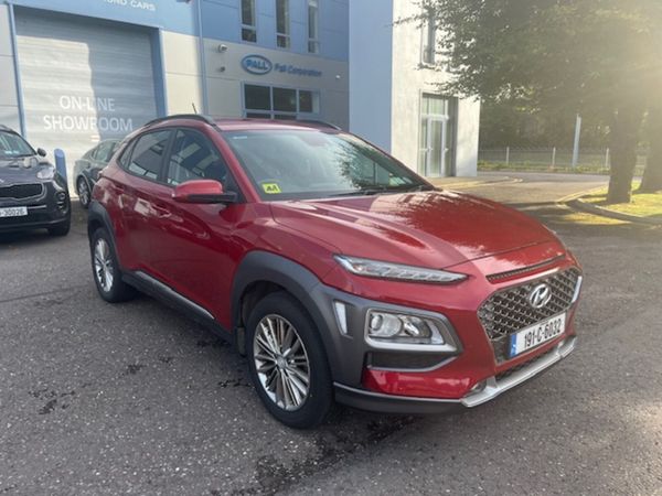 Hyundai KONA MPV, Petrol, 2019, Red
