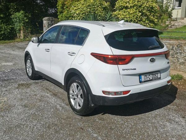 Kia Sportage SUV, Diesel, 2017, White