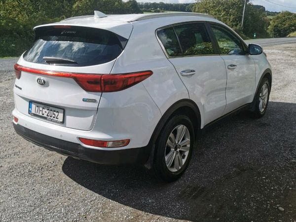 Kia Sportage SUV, Diesel, 2017, White