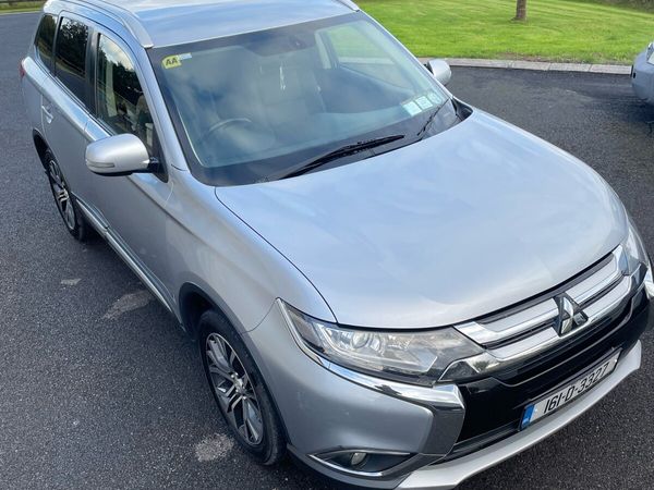 Mitsubishi Outlander SUV, Diesel, 2016, Silver