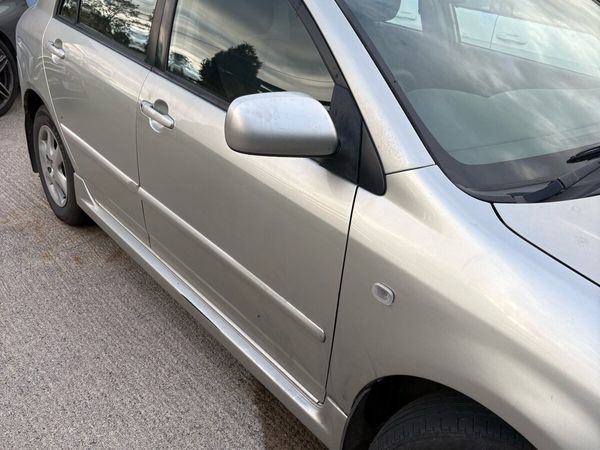 Toyota Corolla Hatchback, Petrol, 2007, Silver