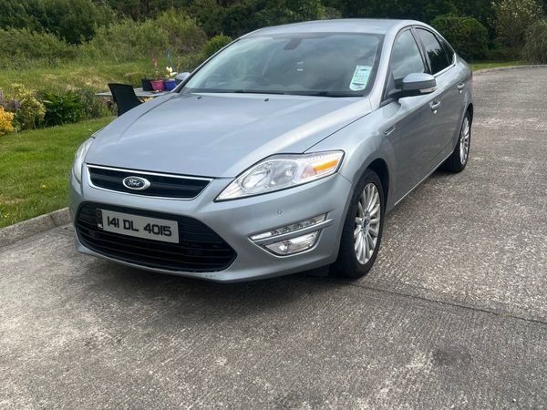 Ford Mondeo Hatchback, Diesel, 2014, Silver
