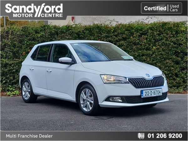 Skoda Fabia Hatchback, Petrol, 2021, White