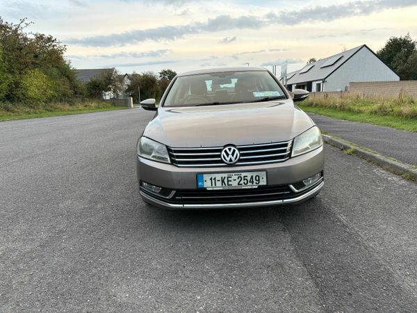 Volkswagen Passat Saloon, Diesel, 2011, Brown