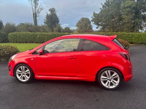 Vauxhall Corsa Hatchback, Petrol, 2014, Red