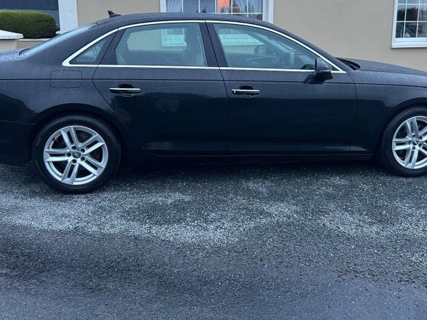 Audi A4 Saloon, Diesel, 2016, Black