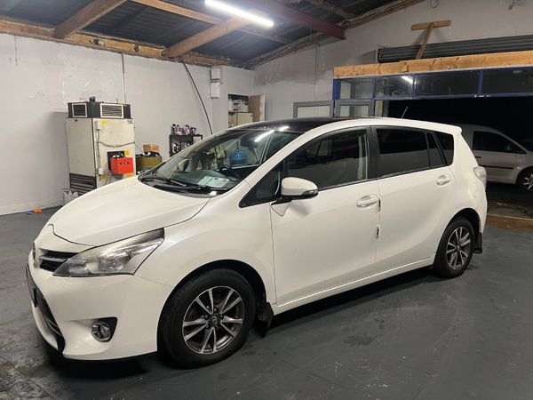 Toyota Verso MPV, Diesel, 2014, White