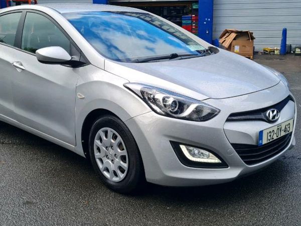 Hyundai i30 Hatchback, Diesel, 2013, Silver