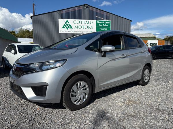 Honda Fit Hatchback, Petrol, 2017, Silver