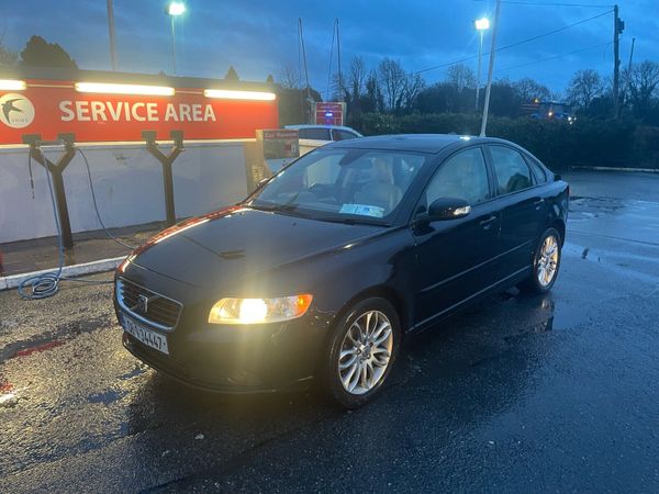 Volvo S40 Saloon, Diesel, 2008, Black