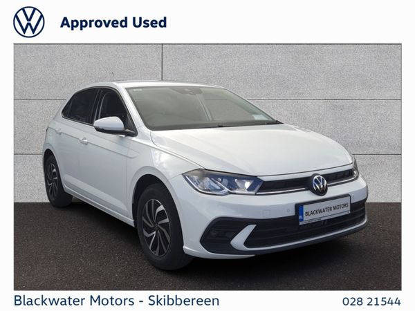 Volkswagen Polo Hatchback, Petrol, 2025, White