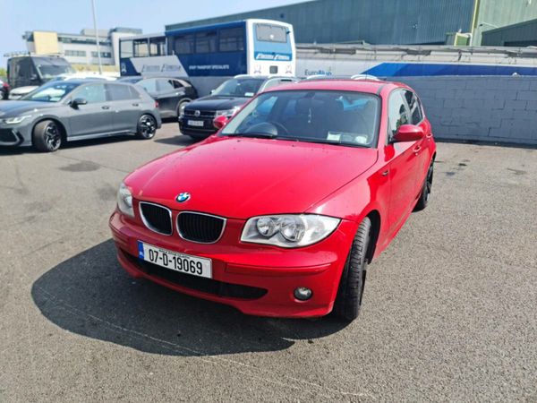 BMW 1-Series Hatchback, Petrol, 2007, Red