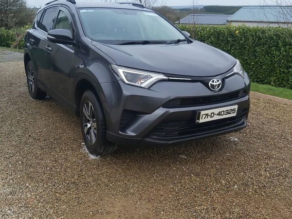 Toyota RAV4 SUV, Diesel, 2017, Grey