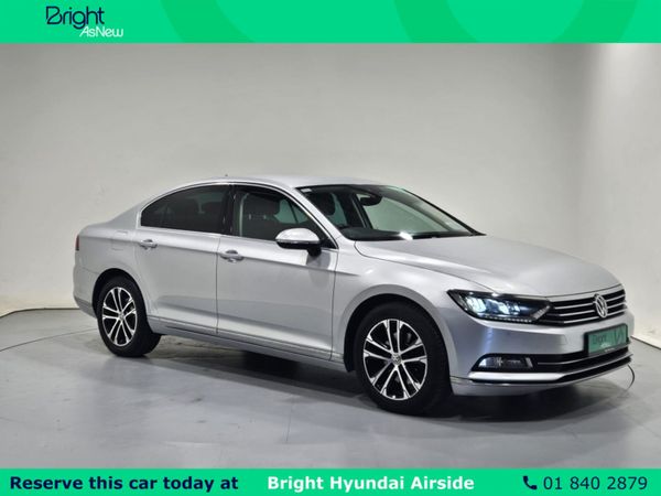 Volkswagen Passat Saloon, Diesel, 2019, Grey