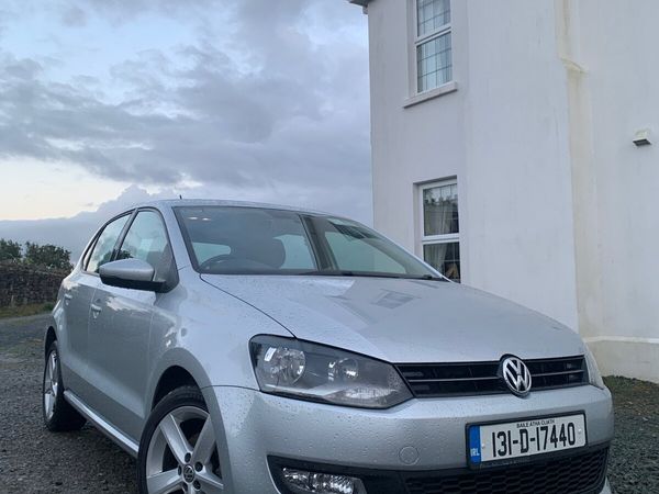 Volkswagen Polo Hatchback, Petrol, 2013, Silver