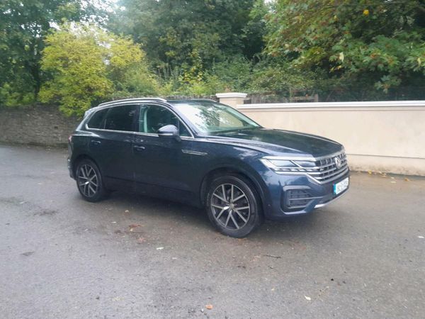 Volkswagen Touareg SUV, Diesel, 2019, Blue