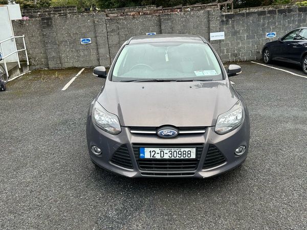 Ford Focus Hatchback, Diesel, 2012, Brown