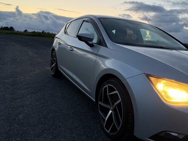 SEAT Leon Estate, Diesel, 2014, Silver