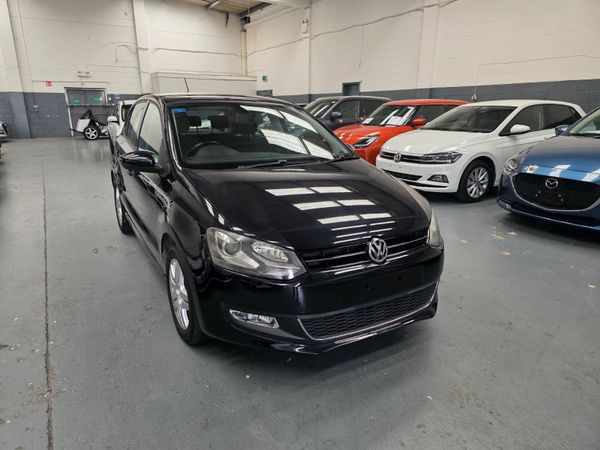 Volkswagen Polo Hatchback, Petrol, 2014, Black