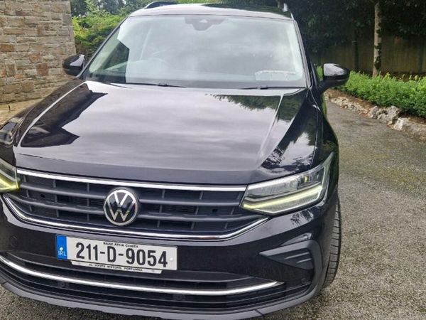 Volkswagen Tiguan SUV, Diesel, 2021, Black