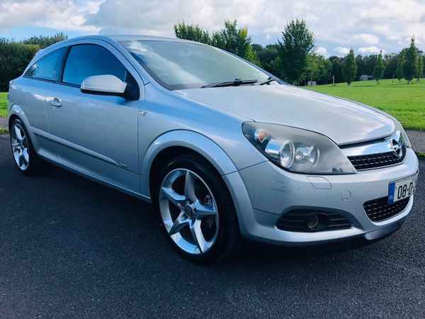 Opel Astra Hatchback, Petrol, 2008, Silver