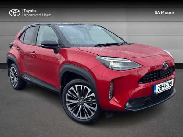 Toyota Yaris Cross Hatchback, Petrol Hybrid, 2023, Red