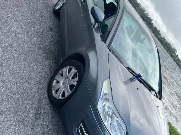 Citroen C4 Hatchback, Diesel, 2010, Grey