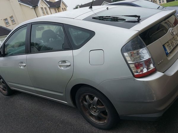 Toyota Prius Hatchback, Petrol Hybrid, 2006, Silver