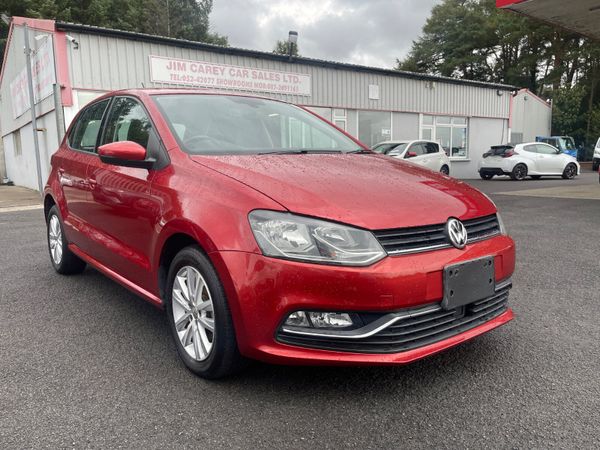 Volkswagen Polo Hatchback, Petrol, 2016, Red