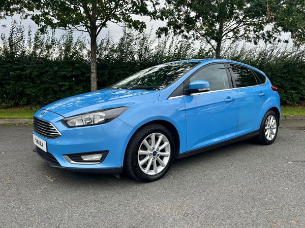 Ford Focus Hatchback, Diesel, 2016, Blue
