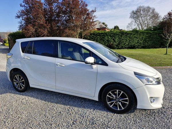 Toyota Verso MPV, Diesel, 2015, White