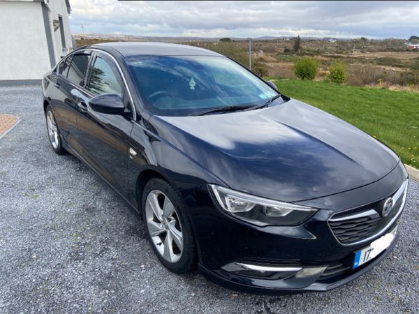 Vauxhall Insignia Hatchback, Diesel, 2017, Blue