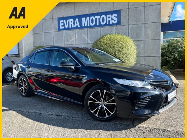 Toyota Camry Saloon, Petrol Hybrid, 2020, Black