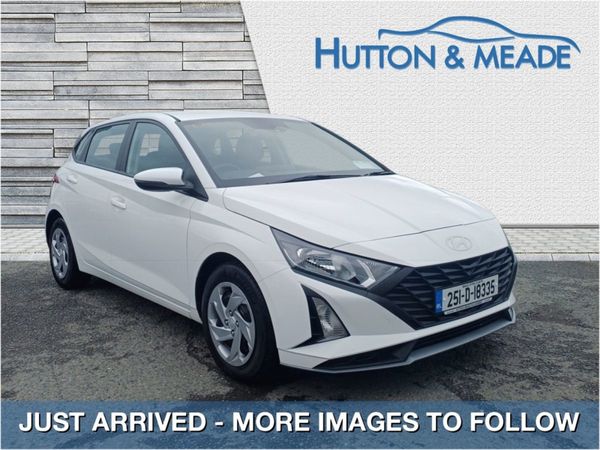 Hyundai i20 Hatchback, Petrol, 2025, 