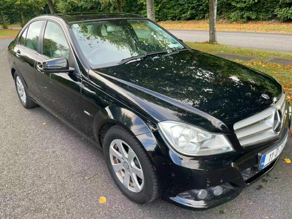 Mercedes-Benz C-Class Saloon, Diesel, 2011, Black