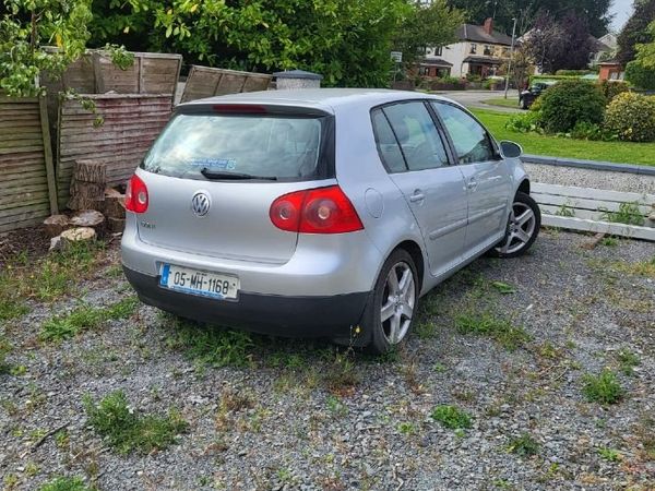 Volkswagen Golf Hatchback, Petrol, 2005, Silver