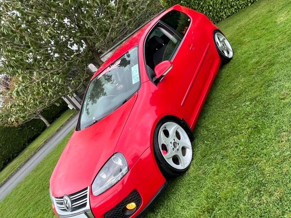 SEAT Ibiza Hatchback, Petrol, 2014, Red