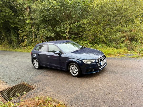 Audi A3 Hatchback, Diesel, 2017, Blue