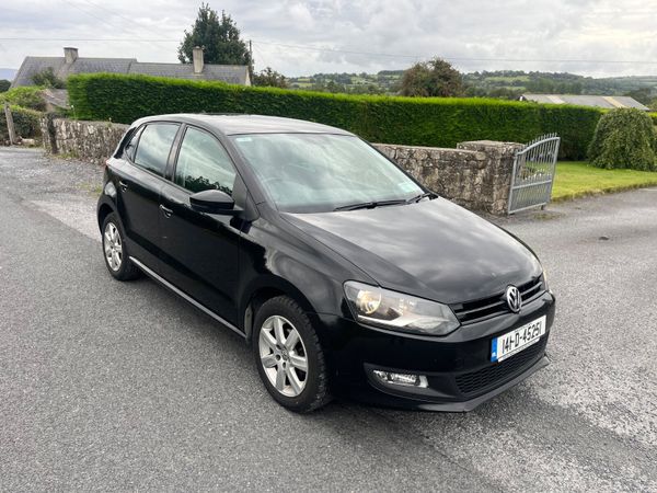 Volkswagen Polo Hatchback, Petrol, 2014, Black