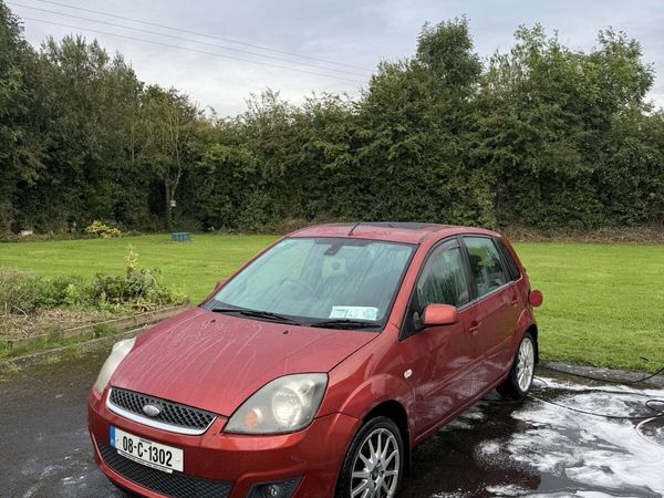Ford Fiesta Hatchback, Petrol, 2008, Red