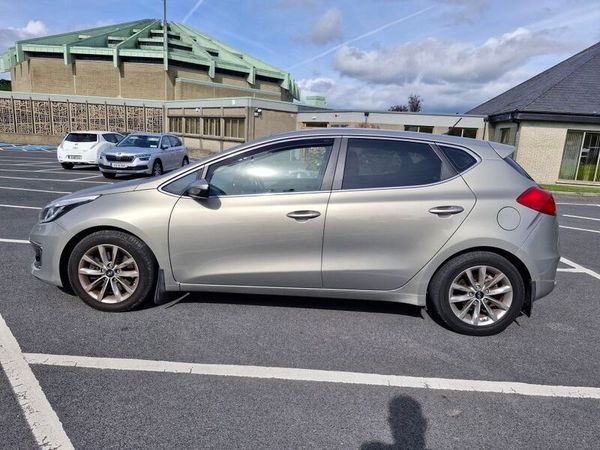 Kia Ceed Hatchback, Diesel, 2017, Grey