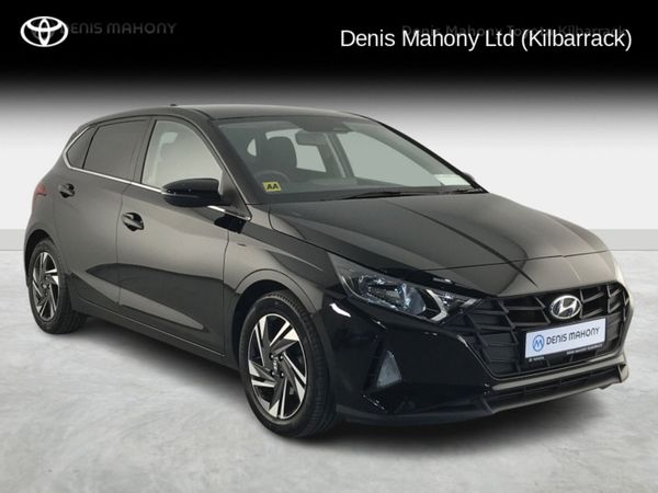 Hyundai i20 Hatchback, Petrol, 2022, Black