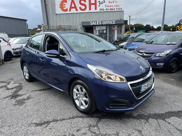 Peugeot 208 Hatchback, Petrol, 2017, Blue