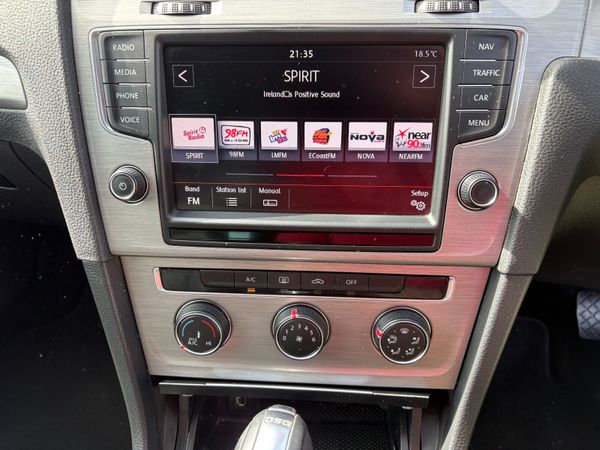 Volkswagen Golf Estate, Petrol, 2015, Blue