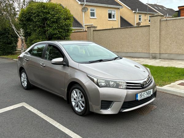 Toyota Corolla Saloon, Diesel, 2015, Bronze