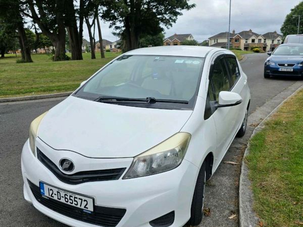 Toyota Vitz Hatchback, Petrol, 2012, White