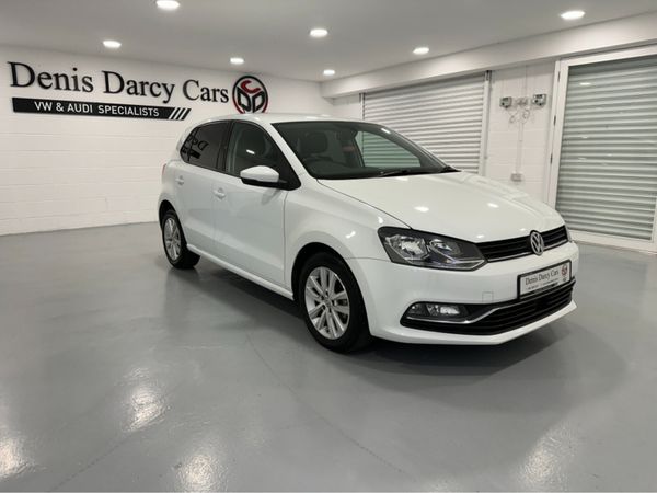 Volkswagen Polo Hatchback, Petrol, 2016, White